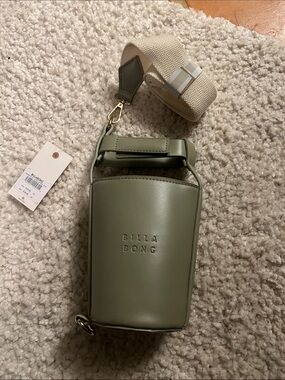 Billabong Olive Green Crossbody Bottle Bag with Cream Strap